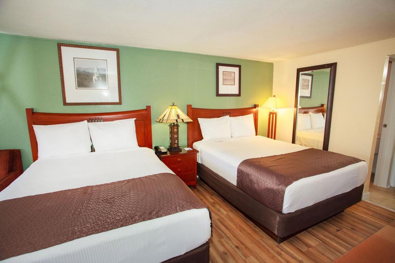 Travelodge By Wyndham Macon West Екстер'єр фото